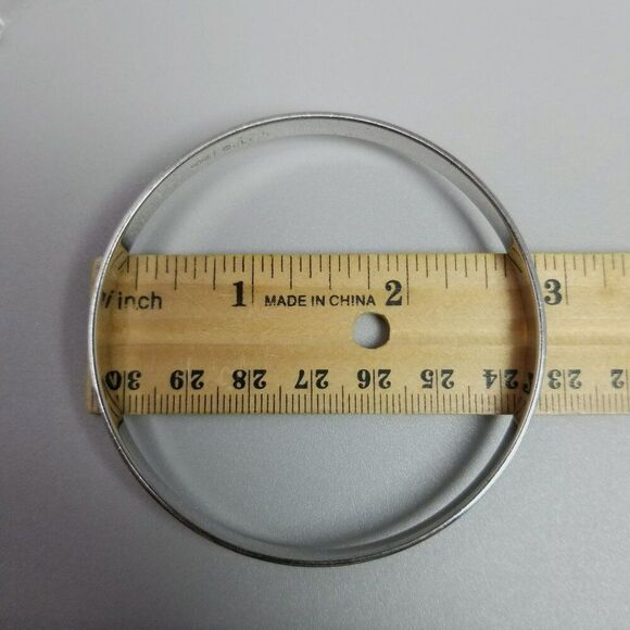 Vintage Monet Silver Tone Round Bangle Bracelet, Diagonal Etched Design, Signed - Picture 5 of 6